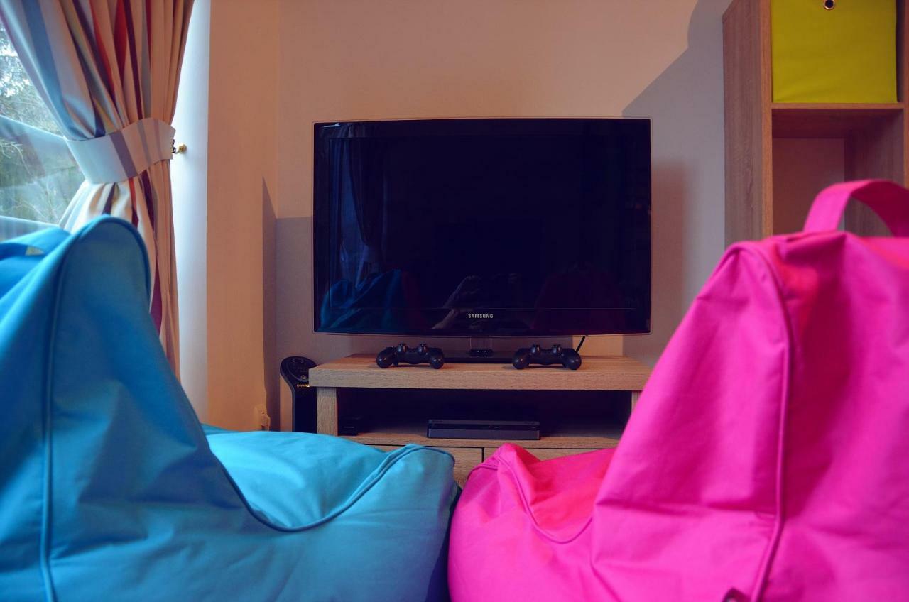 Villa Dakota - Jacuzzi, Zwembad, Playstation Durbuy Dış mekan fotoğraf