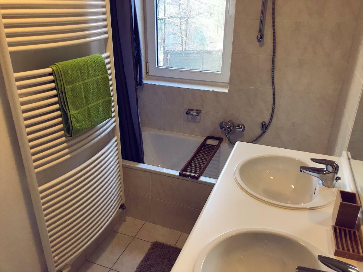 Villa Dakota - Jacuzzi, Zwembad, Playstation Durbuy Dış mekan fotoğraf